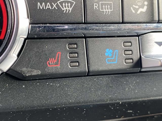 Certified 2022 Ford F350 Lariat w/ Tremor Off-Road Package image 35