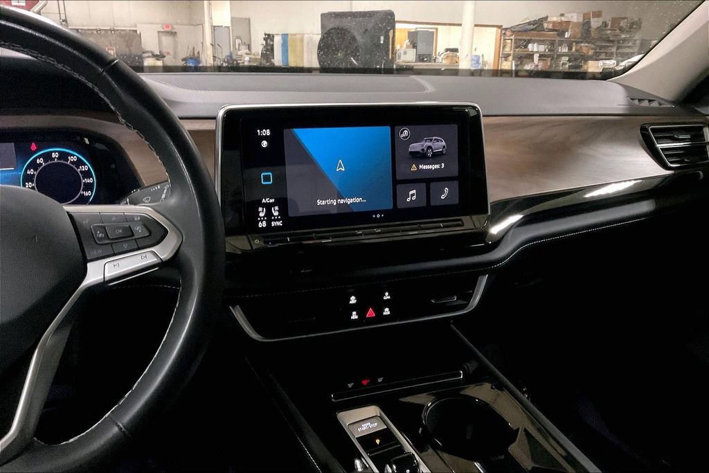 Used 2024 Volkswagen Atlas SE FWD image 8