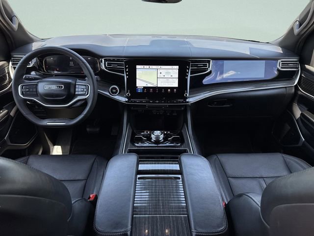 Used 2022 Jeep Wagoneer Series III w/ Rear Seat Video Group 1 image 19