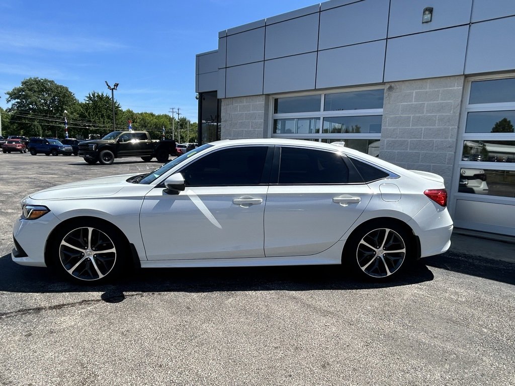 Used 2023 Honda Civic Touring image 7