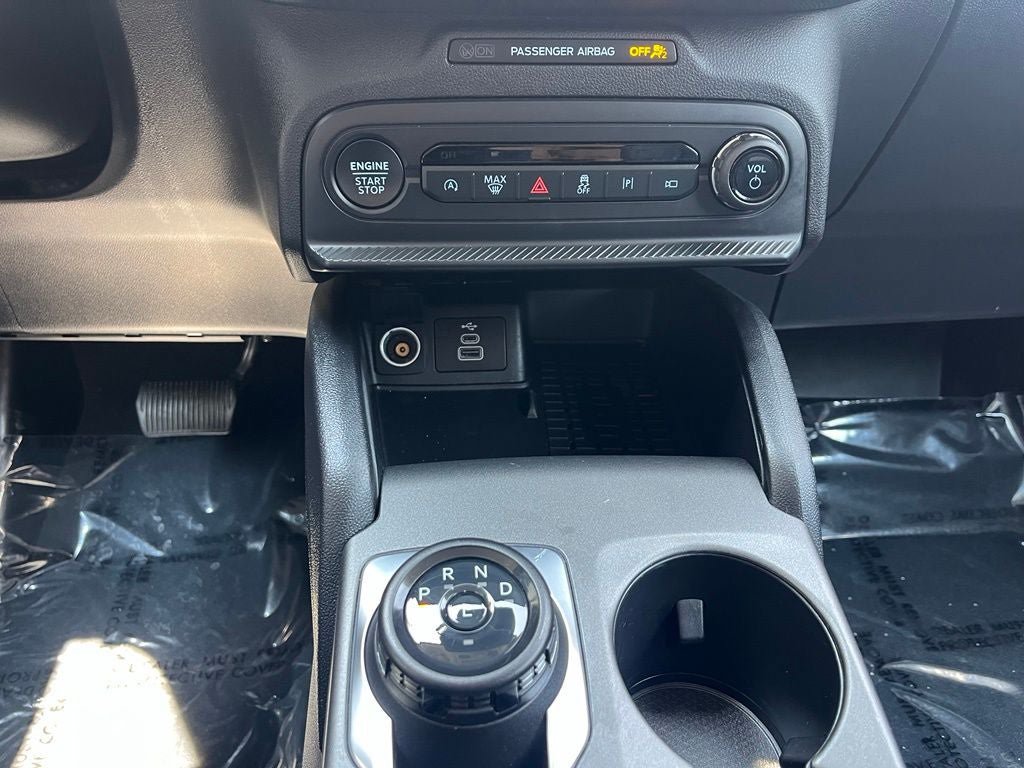 Certified 2025 Ford Bronco Sport Outer Banks w/ Outer Banks Tech Package+ AWD/4WD image 33