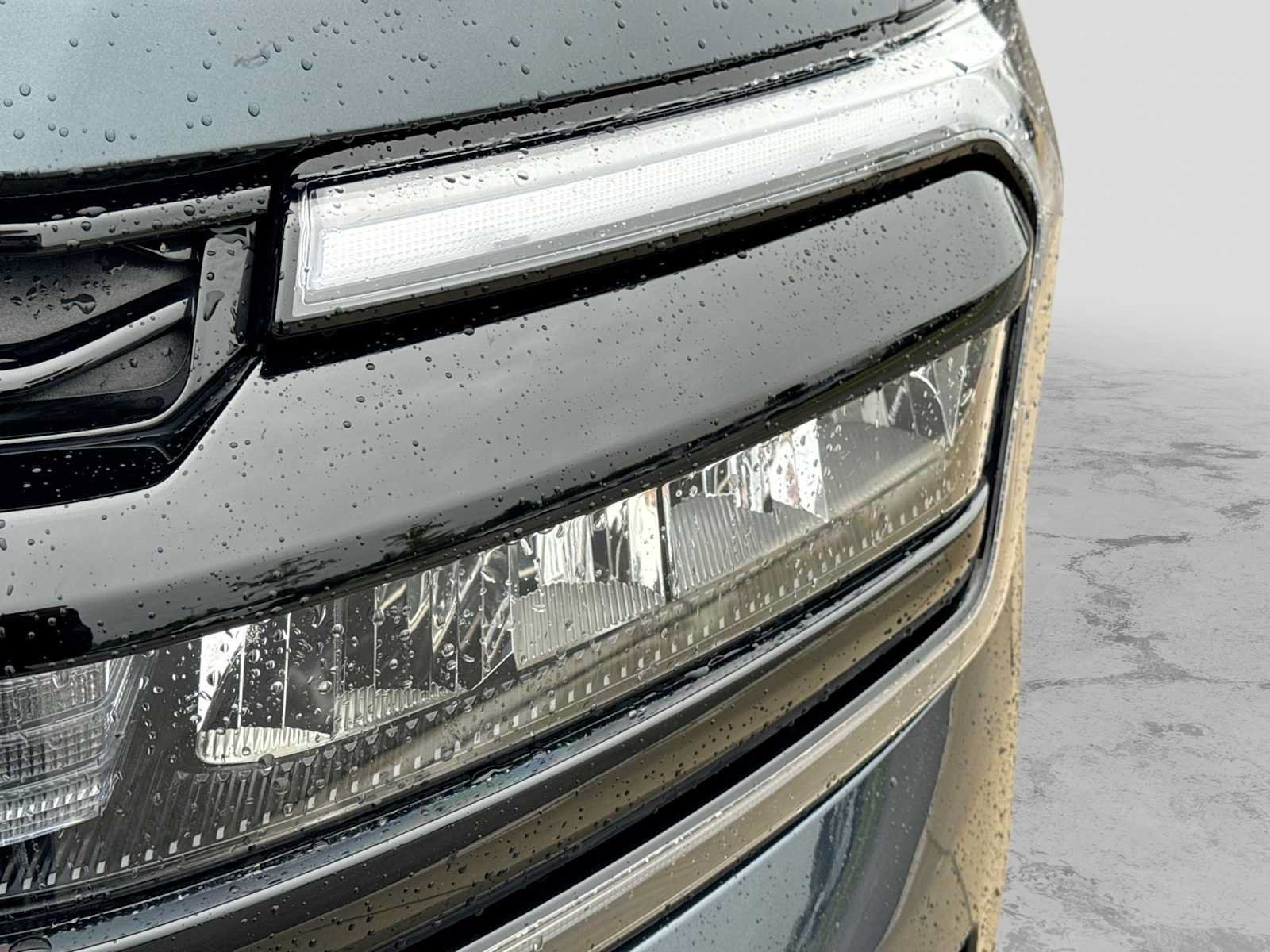 Certified 2024 Ford Expedition Limited AWD/4WD image 10