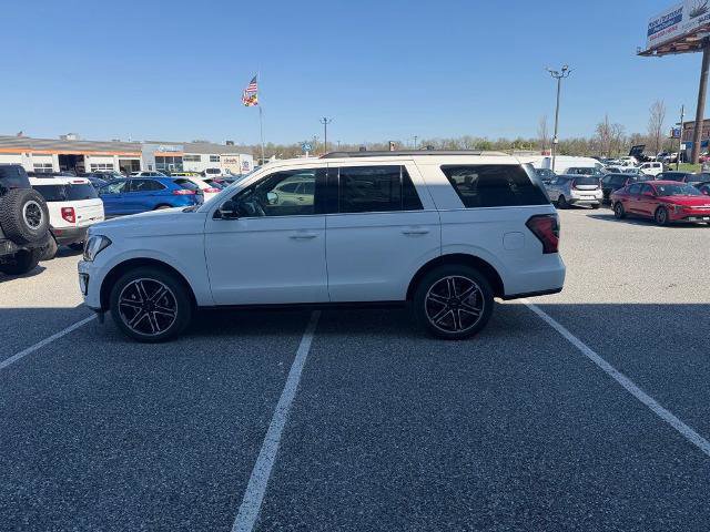 Certified 2021 Ford Expedition Limited image 2