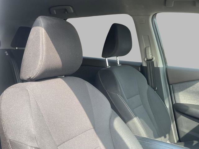 Used 2023 Nissan Rogue S image 16