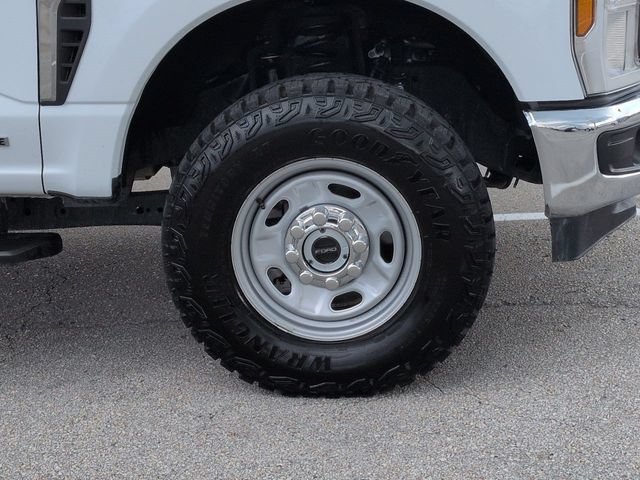Certified 2026 Ford F250 XL w/ XL Off-Road Package AWD/4WD image 11
