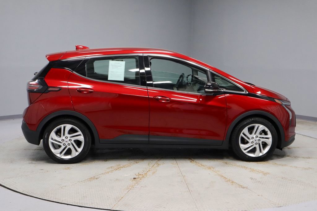Used 2022 Chevrolet Bolt LT image 6