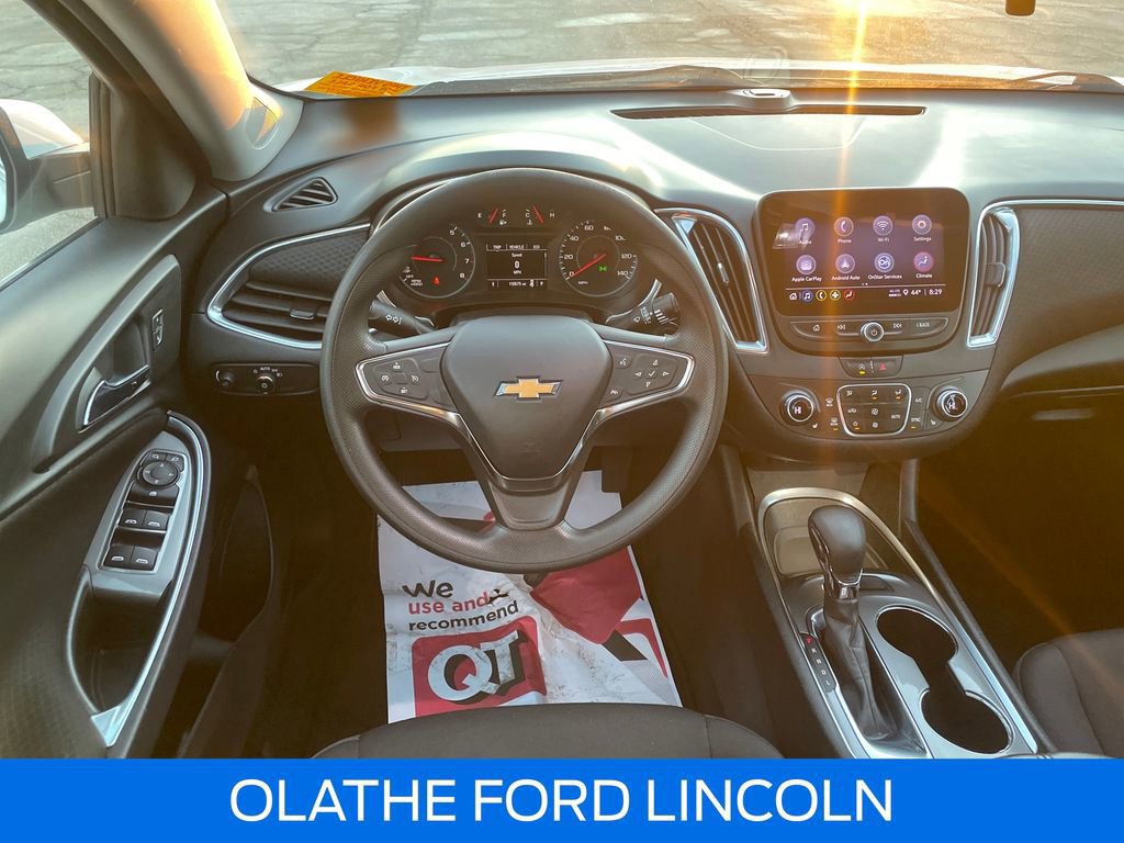 Used 2021 Chevrolet Malibu LT image 16