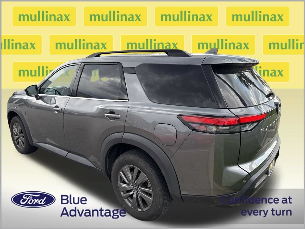 Used 2023 Nissan Pathfinder SV FWD video 2