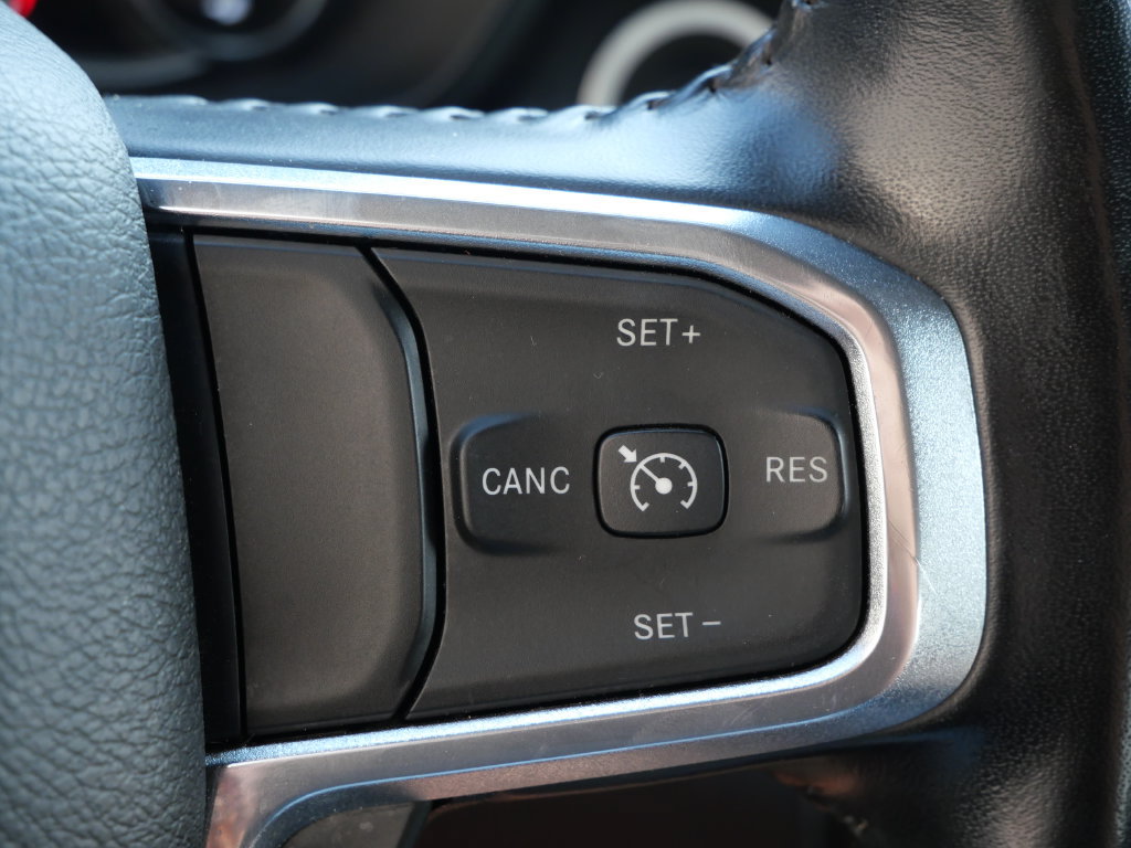 Used 2023 RAM 1500 Laramie AWD/4WD image 27