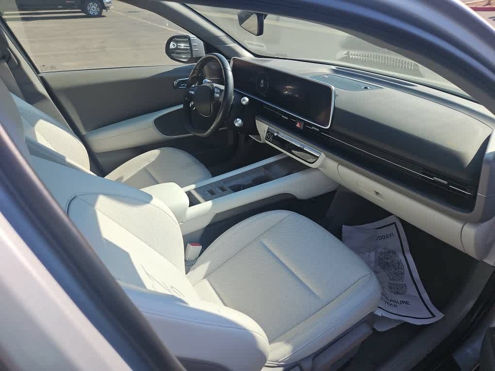 Used 2024 Hyundai Ioniq 6 SEL RWD image 13