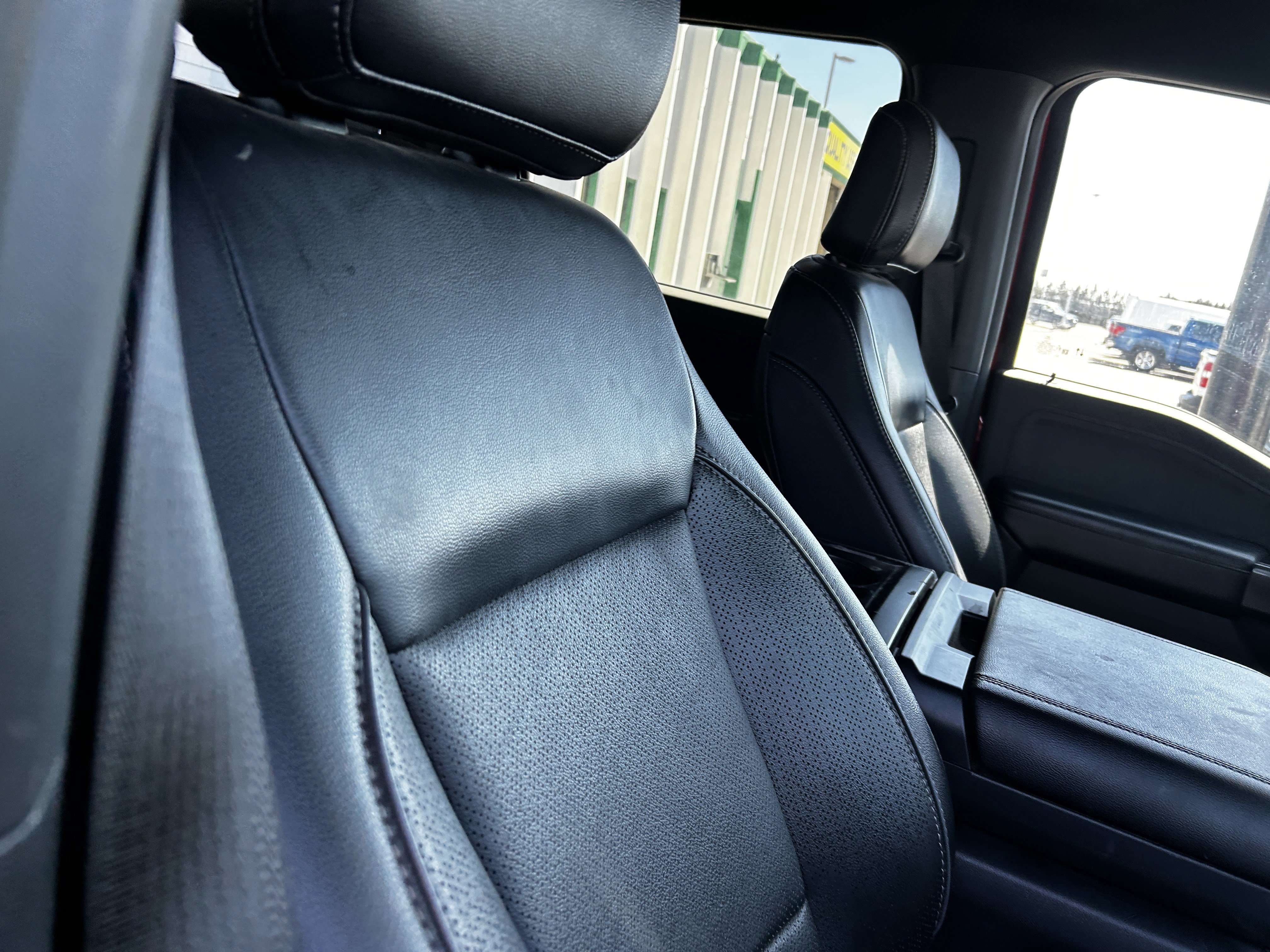 Certified 2024 Ford F150 Lariat w/ FX4 Off-Road Package image 14