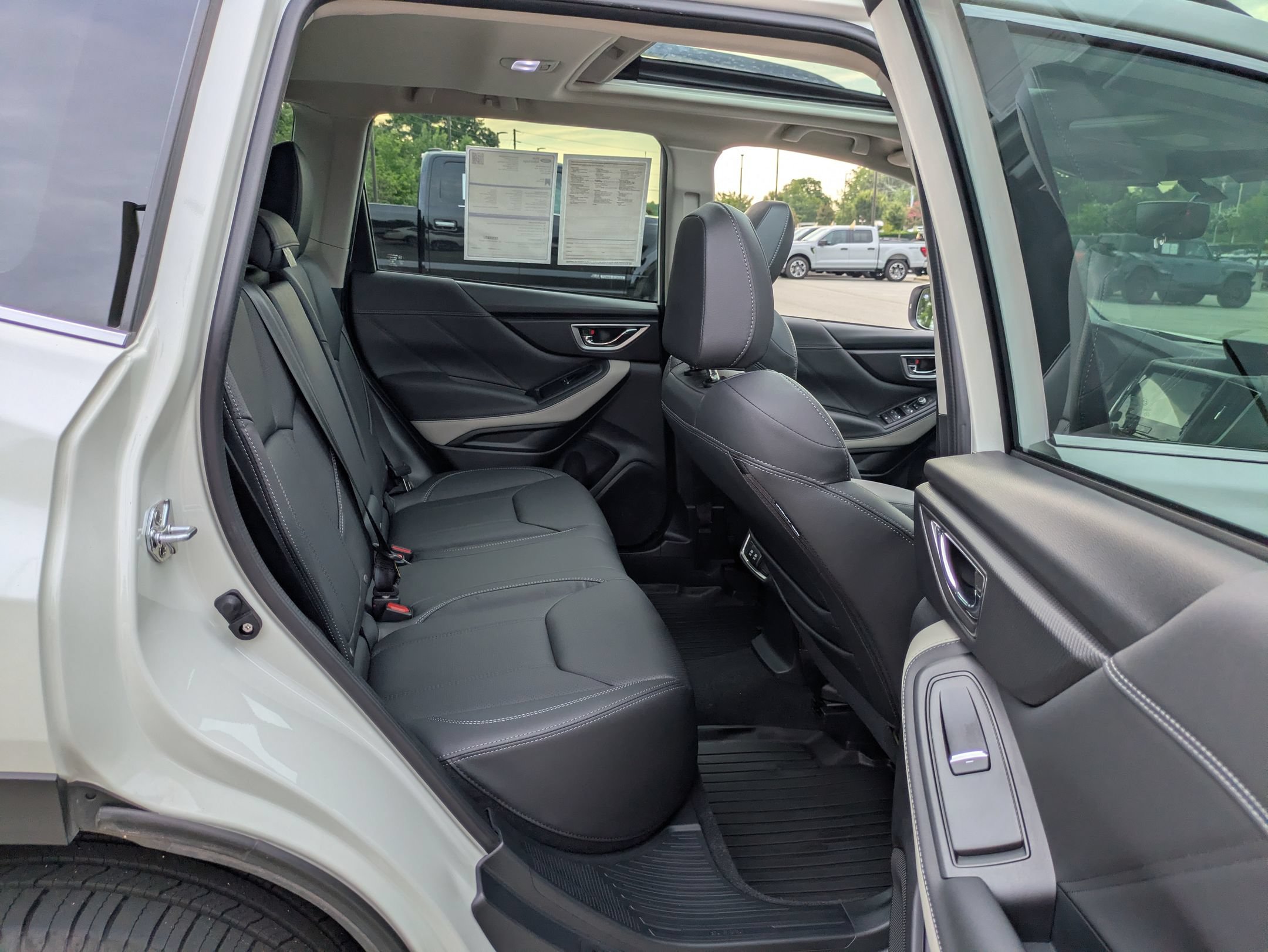 Used 2024 Subaru Forester Limited AWD/4WD image 35