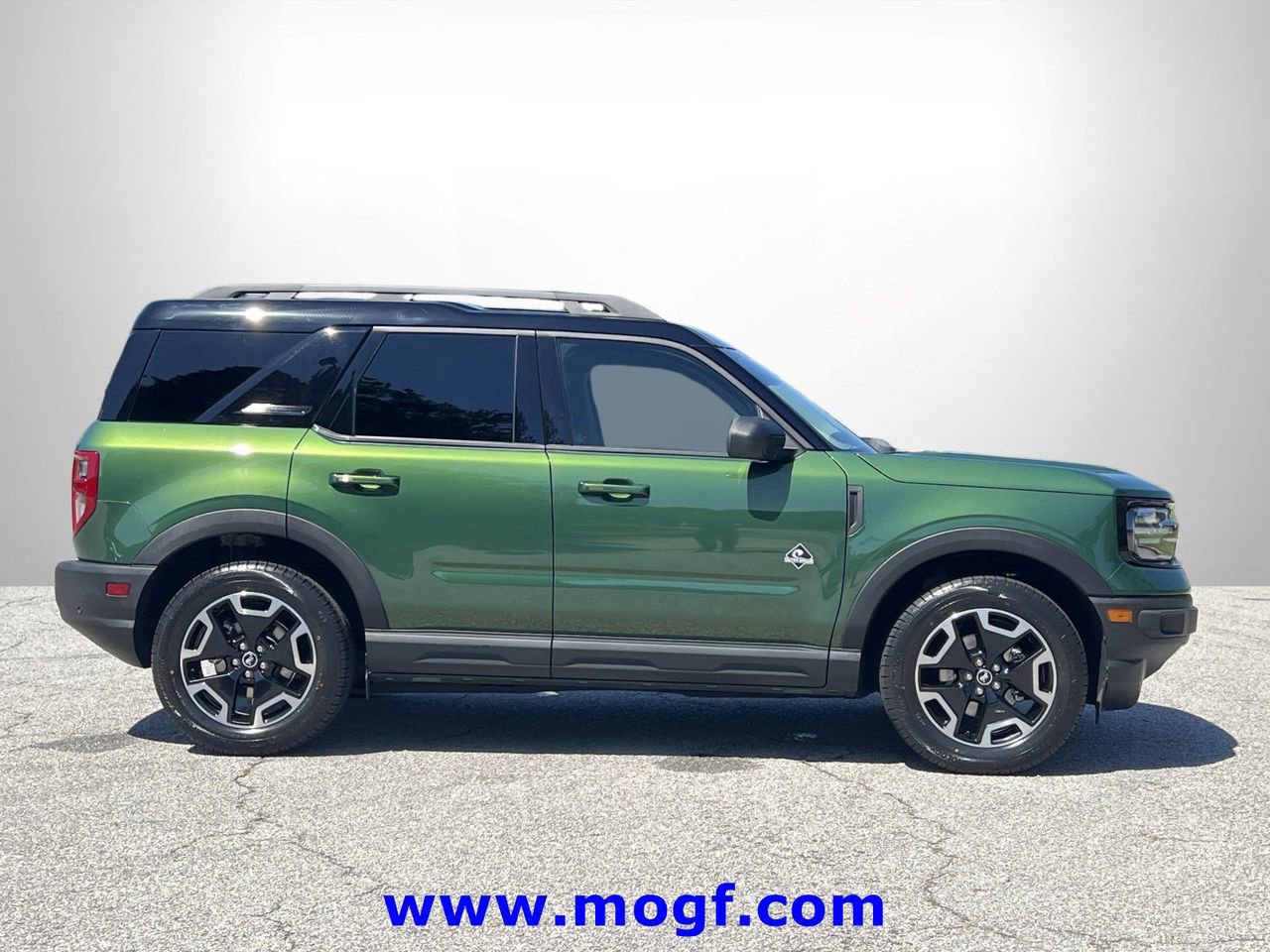 Certified 2024 Ford Bronco Sport Outer Banks w/ Tech Package AWD/4WD image 27