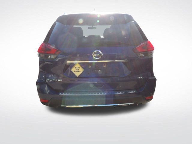 Used 2017 Nissan Rogue SV w/ SV Premium Package FWD image 14