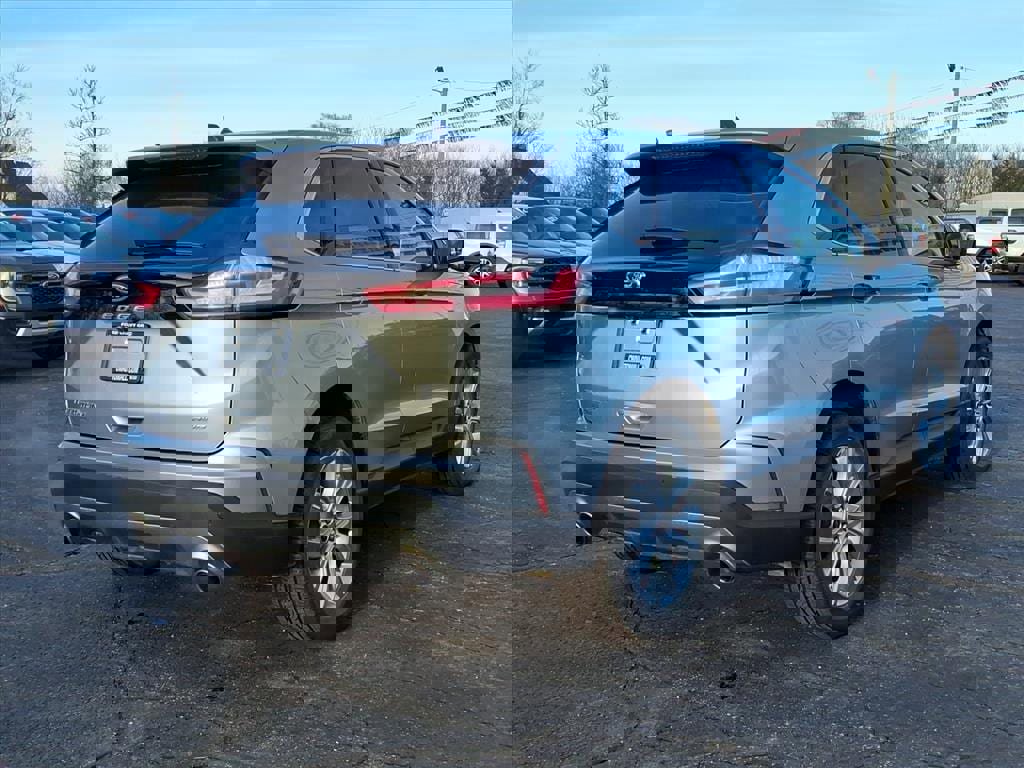 Certified 2024 Ford Edge Titanium image 4