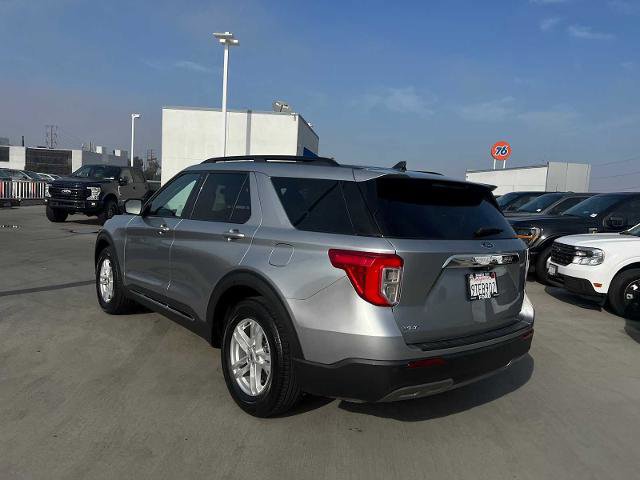 Certified 2022 Ford Explorer XLT w/ Equipment Group 202A image 4