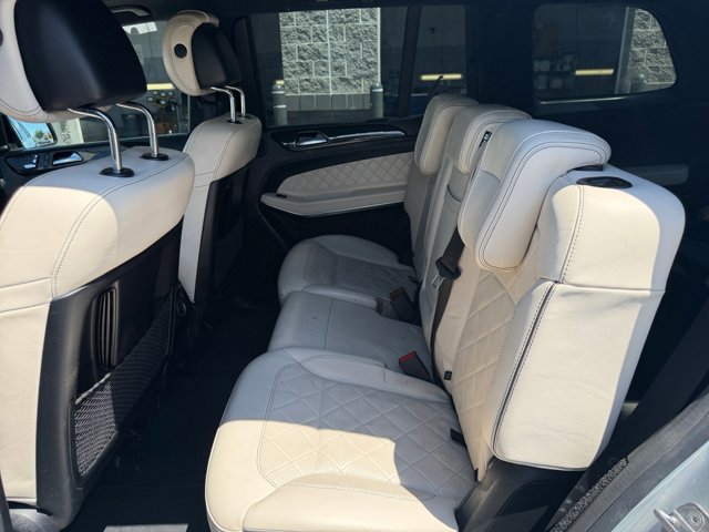 Used 2019 Mercedes-Benz GLS 550 4MATIC image 17