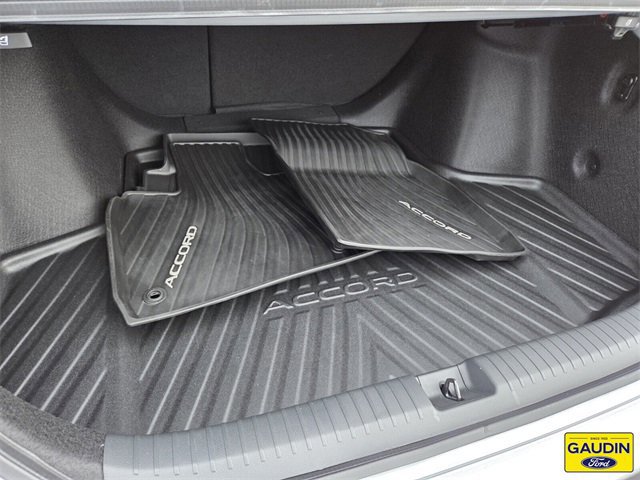 Used 2024 Honda Accord Touring image 14