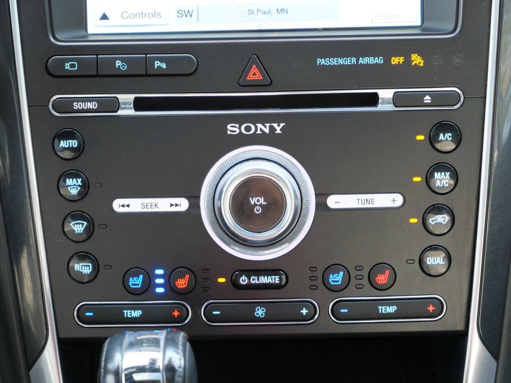 Certified 2017 Ford Explorer Platinum AWD/4WD image 18