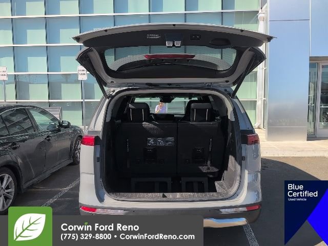 Used 2024 Kia Carnival SX Prestige image 15