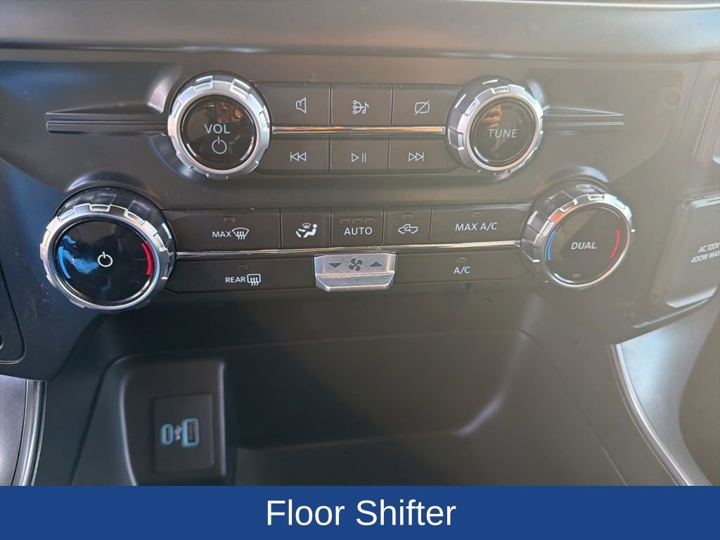 Certified 2024 Ford F150 XLT w/ XLT Black Appearance Package image 22