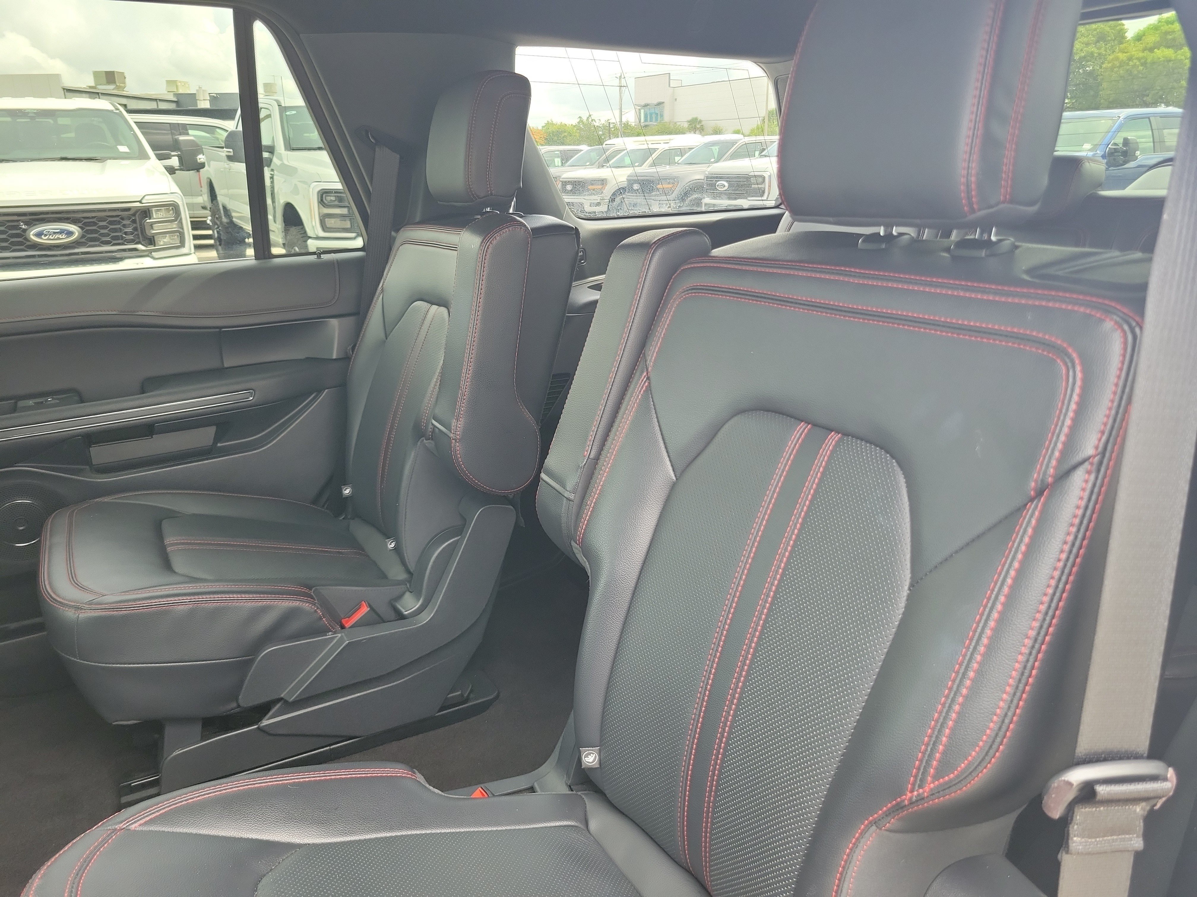 Certified 2023 Ford Expedition Limited RWD image 16