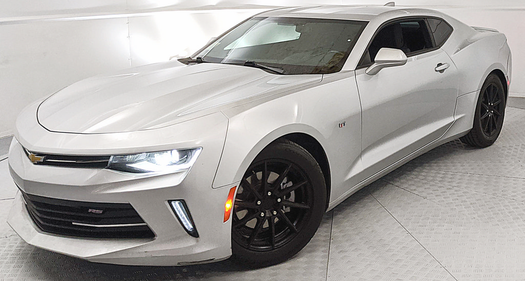 Used 2017 Chevrolet Camaro LT w/ RS Package RWD image 6