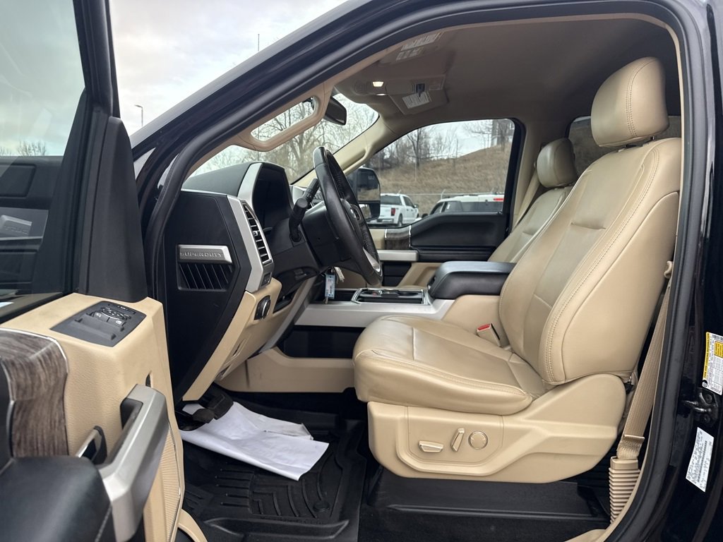 Certified 2017 Ford F250 Lariat w/ Lariat Value Package image 10