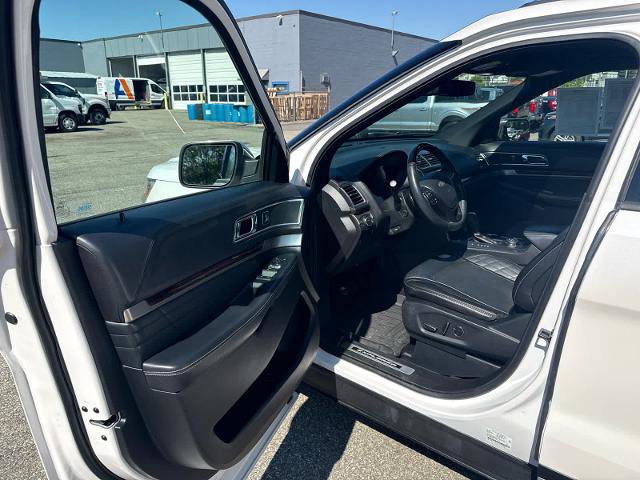 Certified 2017 Ford Explorer Platinum AWD/4WD image 6