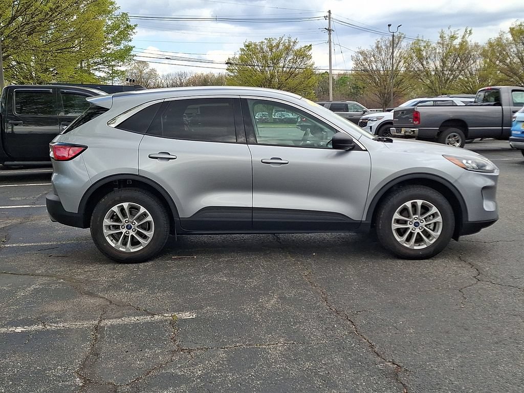 Certified 2022 Ford Escape SE w/ Convenience Package AWD/4WD image 10