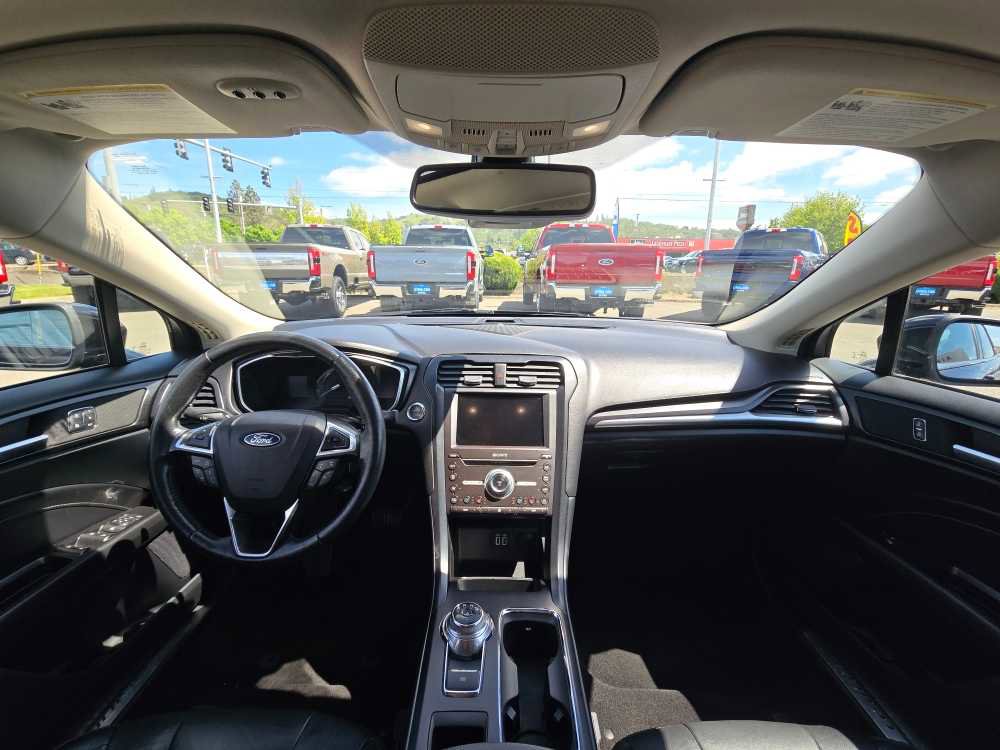 Certified 2019 Ford Fusion Titanium AWD/4WD image 15