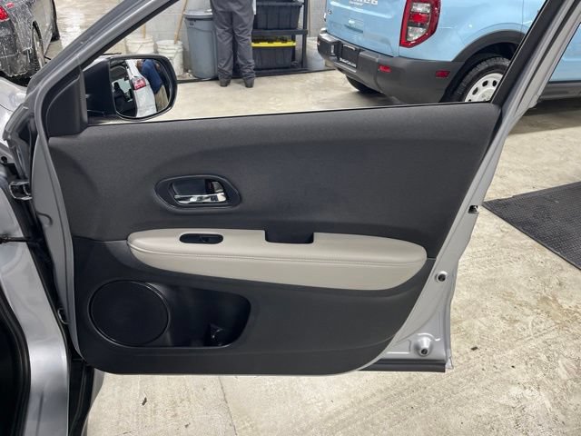 Used 2022 Honda HR-V LX image 28