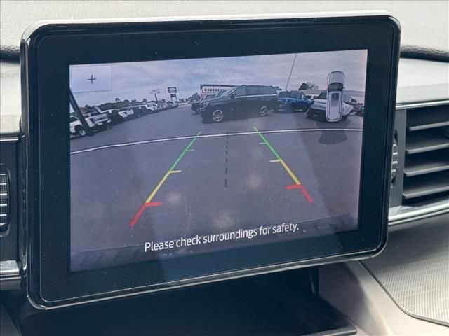 Certified 2022 Ford Explorer XLT w/ Equipment Group 202A AWD/4WD image 29