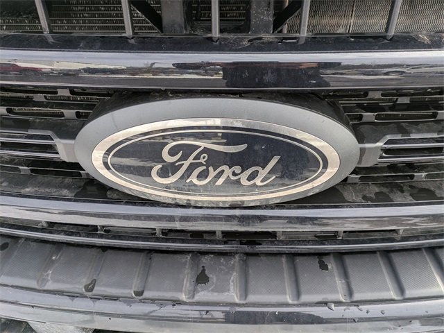 Certified 2022 Ford F250 XLT w/ Black Appearance Package image 9
