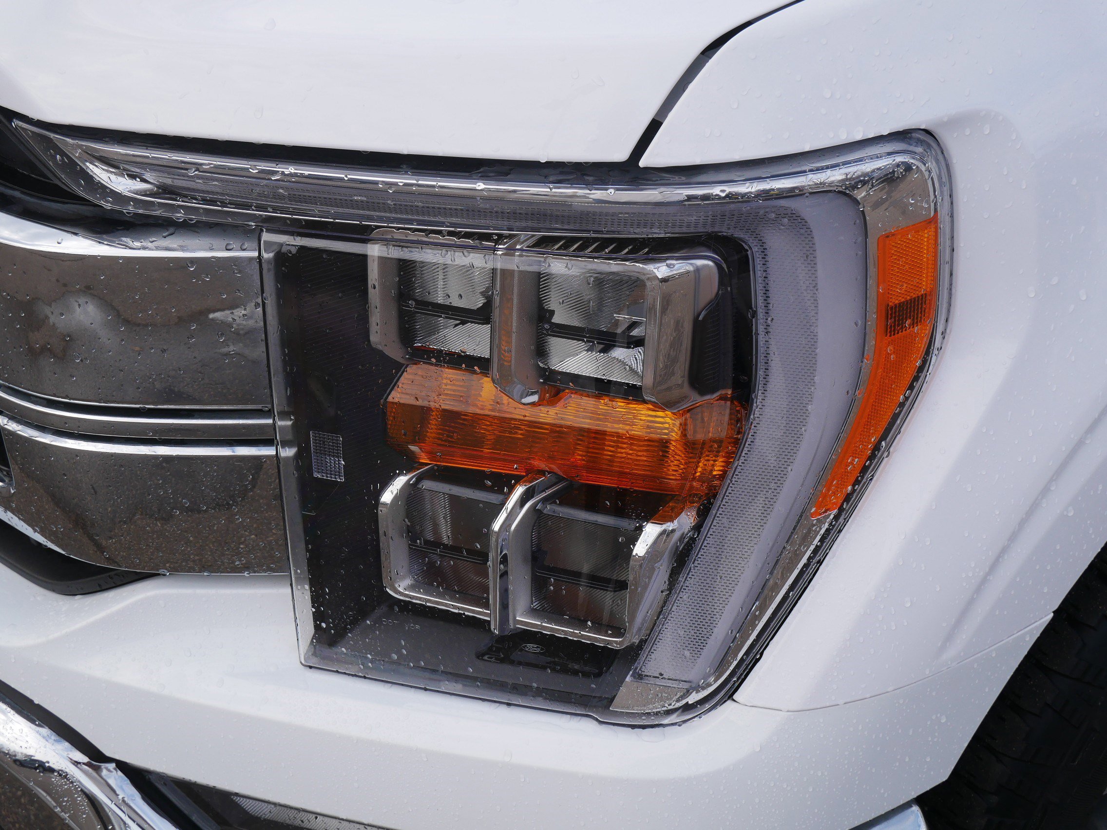 Certified 2022 Ford F150 Lariat w/ Equipment Group 501A Mid image 28