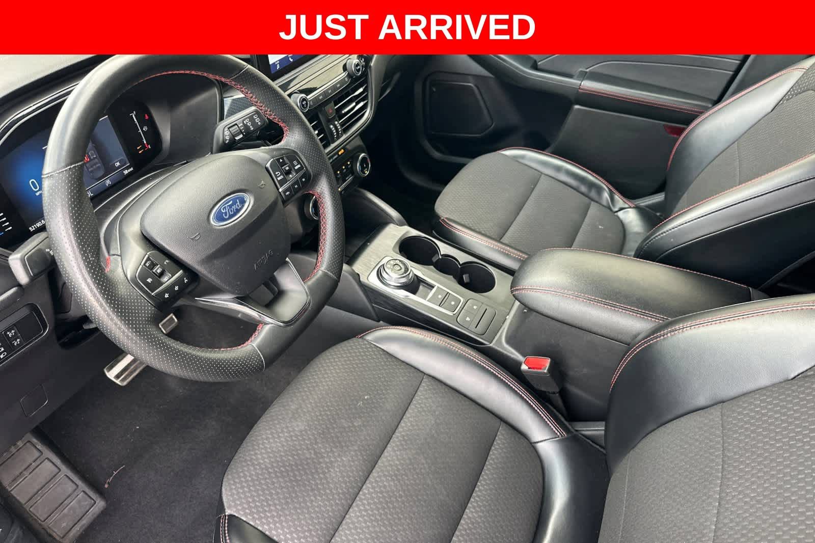 Certified 2024 Ford Escape ST-Line FWD image 12