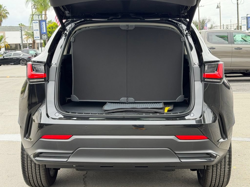 Used 2025 Lexus NX 350 AWD w/ Cold Area Package image 18