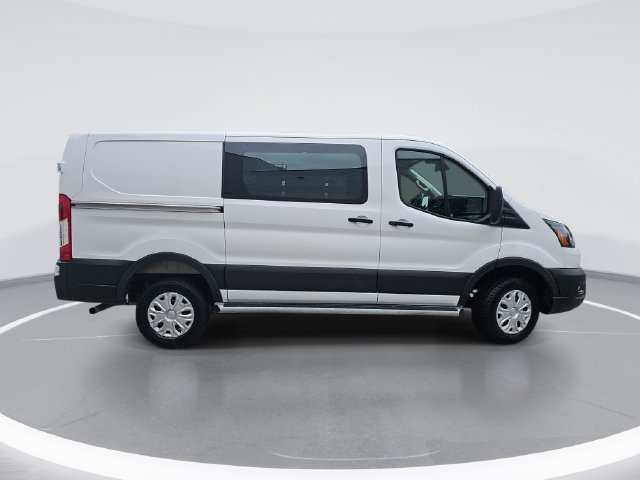 Certified 2025 Ford Transit 250 Low Roof w/ Exterior Upgrade Package RWD image 2