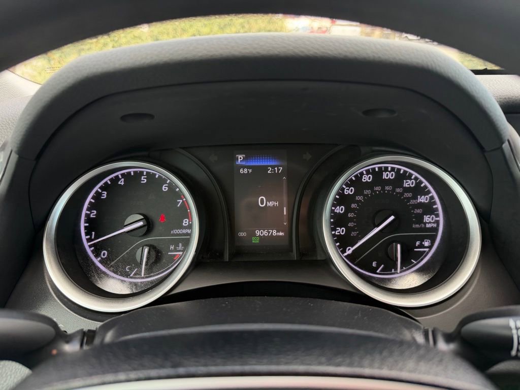 Used 2023 Toyota Camry LE image 16