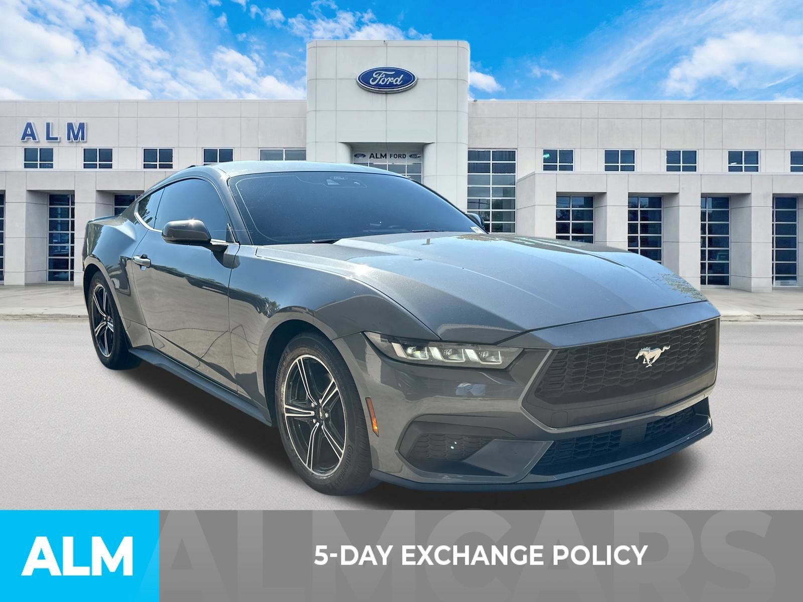 Certified 2024 Ford Mustang Coupe RWD image 3