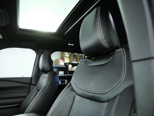 Certified 2023 Ford Explorer ST w/ Equipment Group 401A AWD/4WD image 19