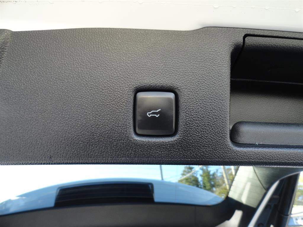 Certified 2021 Ford Escape Titanium image 24