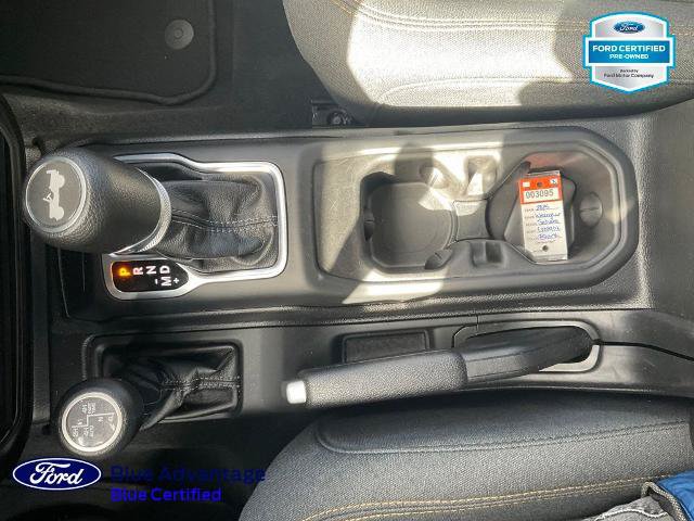 Used 2025 Jeep Wrangler Unlimited Sahara AWD/4WD image 11