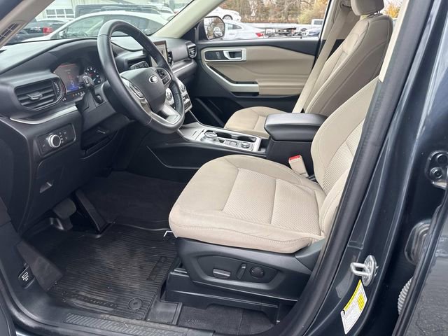 Certified 2022 Ford Explorer XLT w/ Class IV Trailer Tow Package image 25
