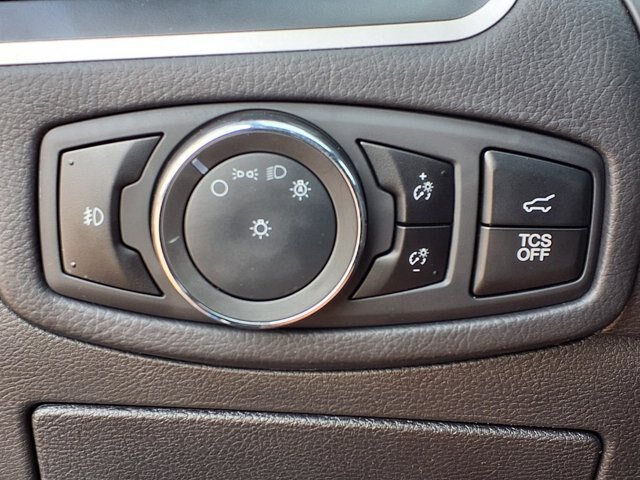 Certified 2024 Ford Edge ST-Line AWD/4WD image 17