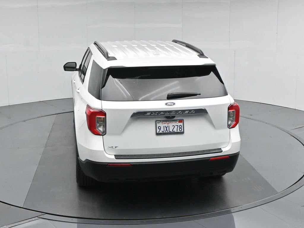 Certified 2023 Ford Explorer XLT RWD image 45