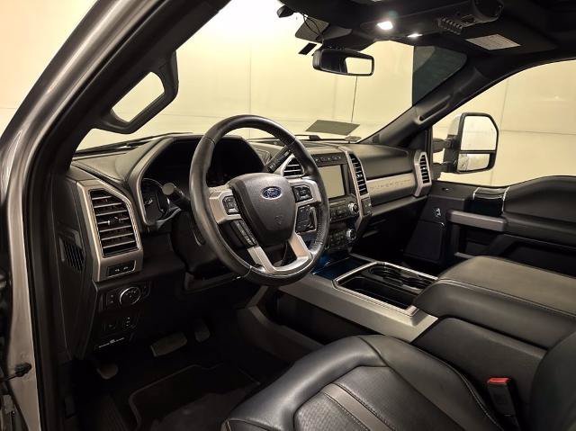Certified 2020 Ford F250 Platinum w/ FX4 Off-Road Package AWD/4WD image 4