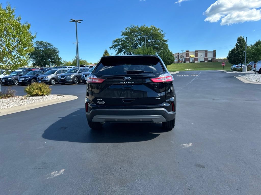 Certified 2024 Ford Edge SEL w/ Convenience Package AWD/4WD image 8