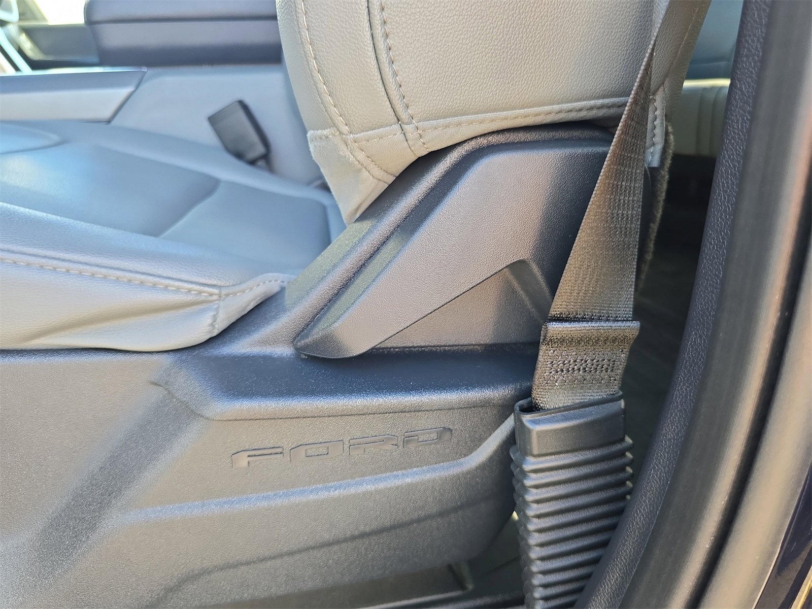 Certified 2023 Ford F150 Lightning Pro image 15