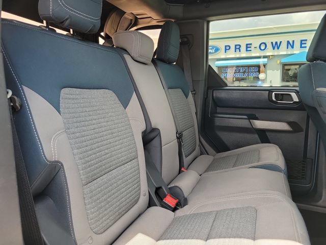 Certified 2022 Ford Bronco Outer Banks w/ Sasquatch Package AWD/4WD image 17